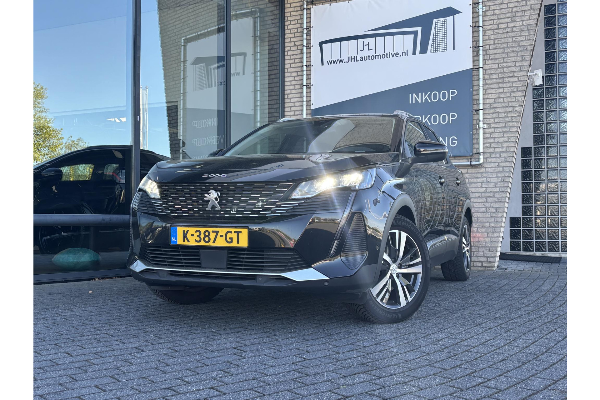 Peugeot 3008 1.2 Allure*130PK*ECC*CRUISE*NAVI*CAM*CARPLAY*